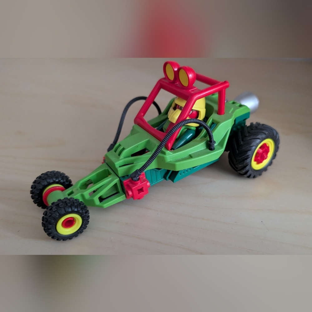 playmobil Green and Red Toy Buggy